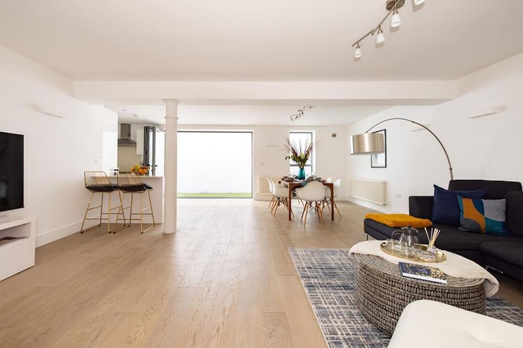 Wild Roses Serviced Apartments - Borough Λονδίνο Εξωτερικό φωτογραφία