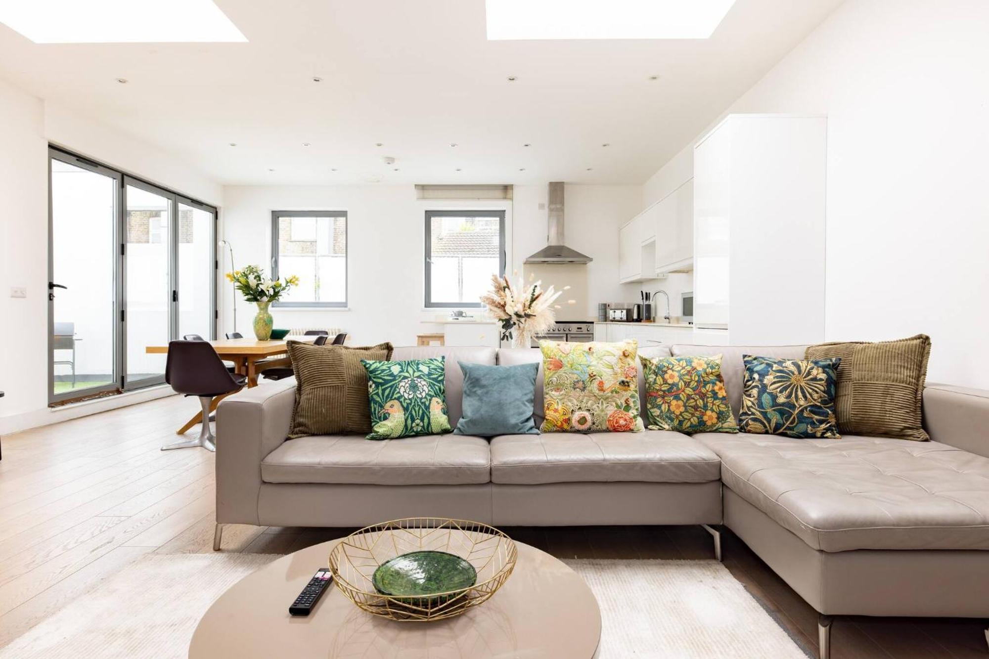 Wild Roses Serviced Apartments - Borough Λονδίνο Εξωτερικό φωτογραφία